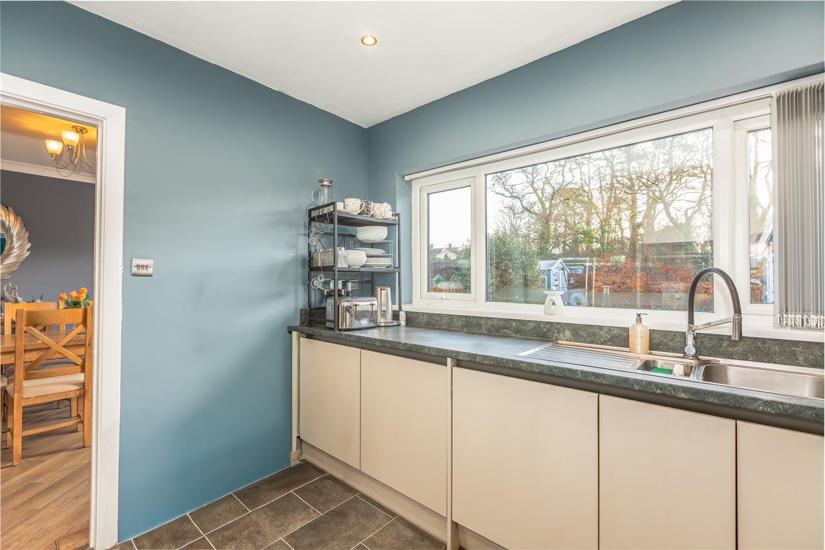 Woodfield Avenue, Pontlliw, SWANSEA, SA4 9EQ